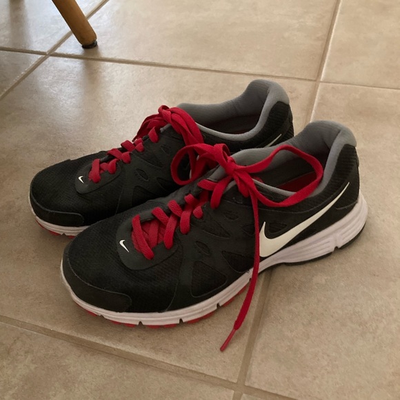 Nike Revolution 2 men’s shoes - Picture 2 of 5